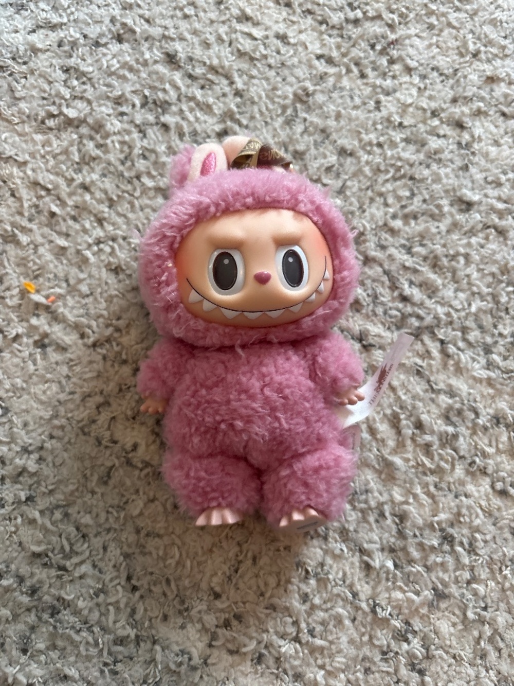 Labubu - Picture 2 of 2
